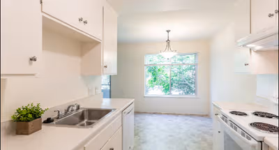 Midtown CT Apartment