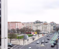 Reis Serviced Apartment