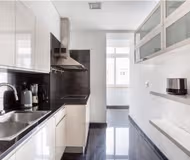 Reis Serviced Apartment