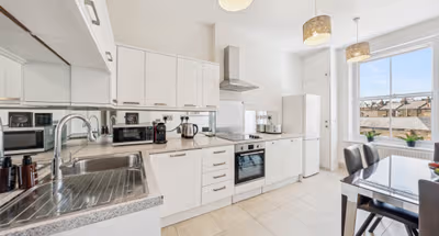 Fully equipped kitchen at Hampstead High Street