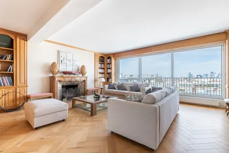 A True Palace in the Skies of Paris: Penthouse Trocadéro