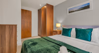 1 bedroom apartment at Talisman & Duckman Tower at Canary Wharf by MySquare