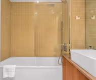 Bathroom - 1 bed apartment