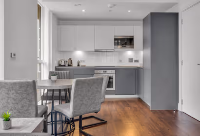 Maine Tower at Canary Wharf by MySquare