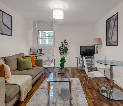Living area at Moorgate Apartments by MySquare