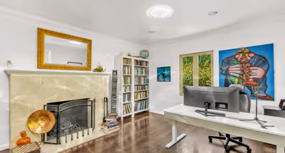 Van Noord Ave Apartment