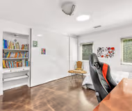 Van Noord Ave Apartment