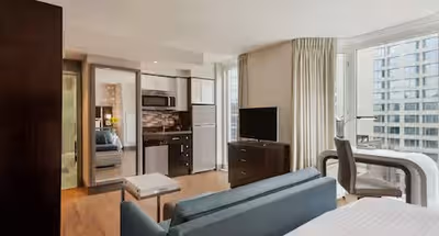 West 37th Street Aparthotel