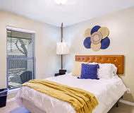 Crater Lake Serviced Apartment