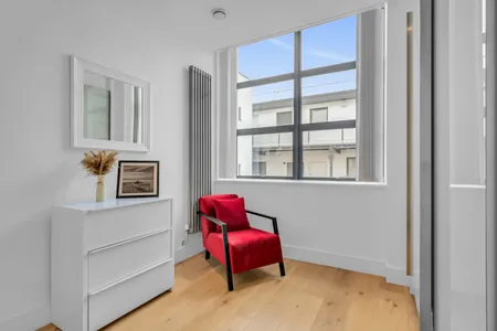 Living space - 1 bed apartment