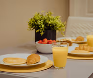 Modern 1BR • Free Parking • Walk to West Park