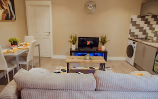 Modern 1BR • Free Parking • Walk to West Park