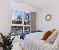 Flat 67 Coombe Hill House (London)