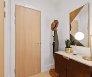Flat 67 Coombe Hill House (London)