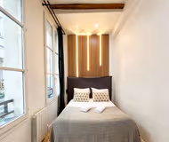 Authentic Parisian Stay-Expansive 5-Bedroom in a Chic, Historic Locale