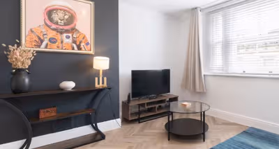 Flat 16, Commercial Road
