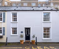 2 Coach House