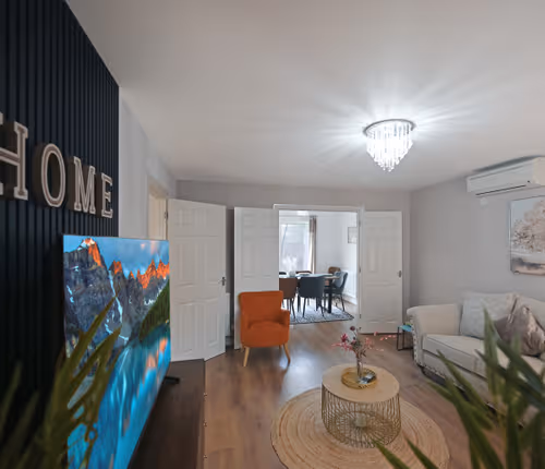 5-Bedroom Modern House at Bridgewater