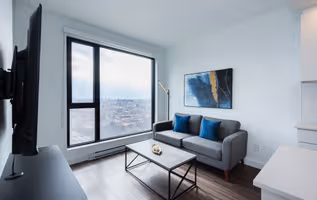 Rue Lucien-L'Allier Apartment