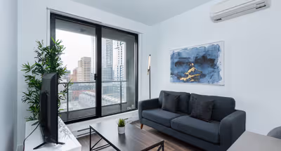 Rue Lucien-L'Allier Apartment