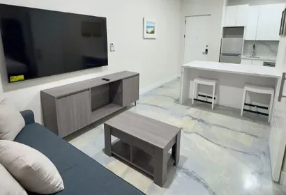 Luxury Suite at One West Plaza