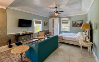 Apartment at Montague