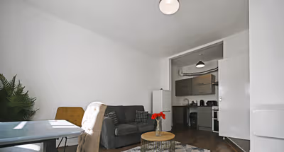 1-bedroom flat @ central Yeovil- walkable to hospital