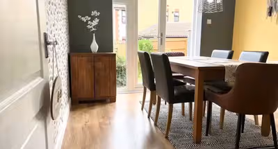 Stylish 4 bed house at Tattenhoe