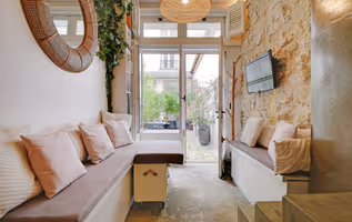 Rue du Faubourg Serviced Apartment