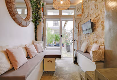 Rue du Faubourg Serviced Apartment