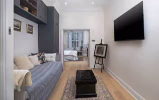 Flat 1, 24 Newport