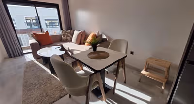 27 Angle Rue 1 BR Serviced Apartment