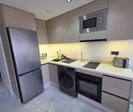 27 Angle Rue 1 BR Serviced Apartment