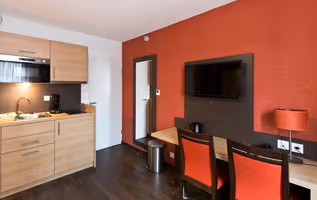 Avenue Julien Serviced Apartment