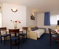 Ovalie Serviced Apartment