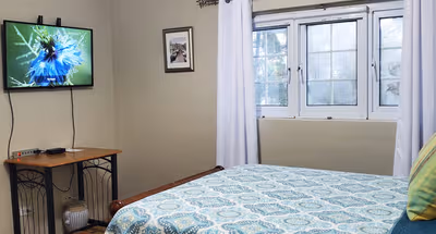 Spacious & Convenient Apartment at West Bay Street