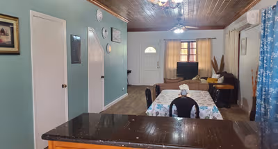 Spacious & Convenient Apartment at West Bay Street