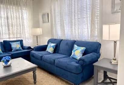 Elegant & Spacious Townhouse in Nassau