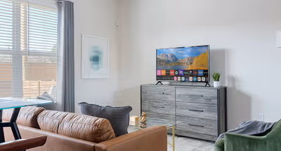 Empire Central Aviata