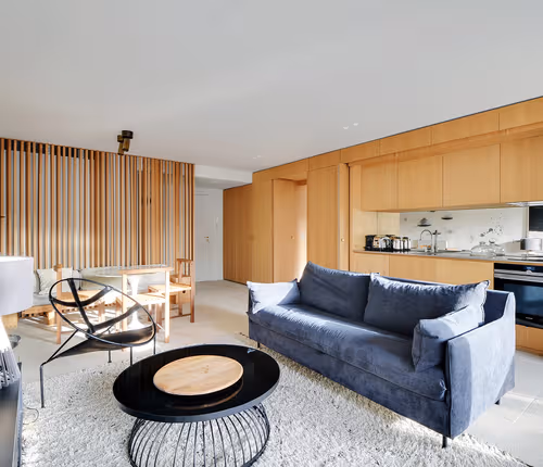 1BR Service Apartment with Terrace in champs Elysee