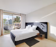 1BR Service Apartment with Terrace in champs Elysee