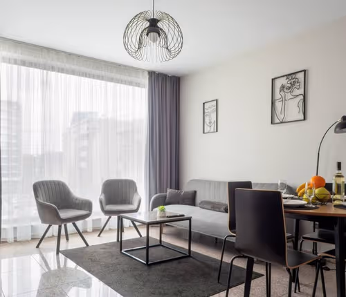 Akatsiya Serviced Apartment