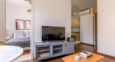 Pg. de St. Joan Serviced Apartment