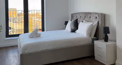 Luxury bedroom at Brentwood