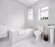 Luxury Apartment - Parking - WiFi - Cradley Heath