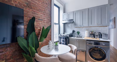 Norfolk Street Apartment