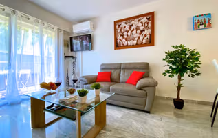 Av. de la Californie Serviced Apartment