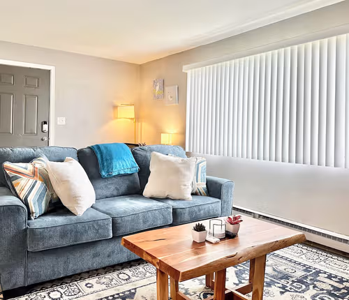 Felten Road Apartment