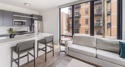 N Aberdeen St Apartment