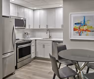 Chestnut Street Apartment